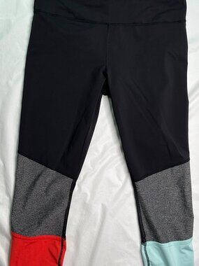 Lululemon Women's 10 Pedal To The Medal 7/8 Tight Black Alarming Tranquil Blue